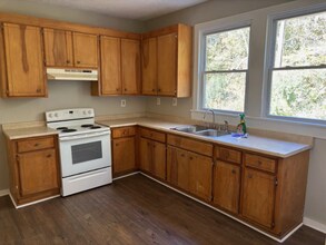 900 Milton Rd in Joanna, SC - Building Photo - Building Photo