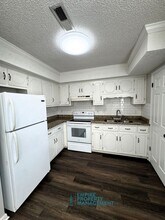 1310 Halsey Ave NE in Huntsville, AL - Foto de edificio - Building Photo