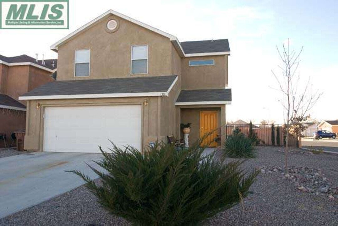 1391 Anasazi Ct in Las Cruces, NM - Building Photo