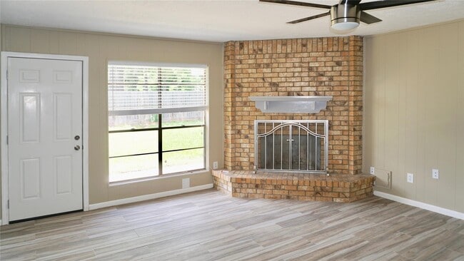 7323 Woodoak Dr in Houston, TX - Building Photo - Building Photo