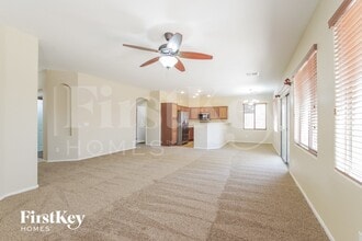 8939 W St John Rd in Peoria, AZ - Building Photo - Building Photo