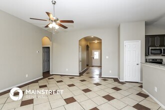 9336 Cynthia Ct in Fort Worth, TX - Foto de edificio - Building Photo