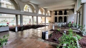 555 Maine Ave in Long Beach, CA - Building Photo