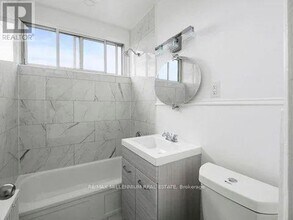 1 Bansley Ave in Toronto, ON - Building Photo - Building Photo