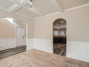 223 Birchwood Dr in Loganville, GA - Building Photo - Building Photo