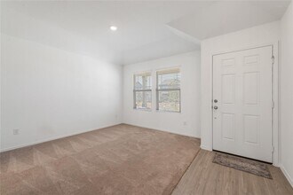 153 Sormonne Lp in Kyle, TX - Building Photo - Building Photo