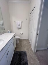 17520 Gawthrop Dr, Unit #403 in Bradenton, FL - Building Photo - Building Photo