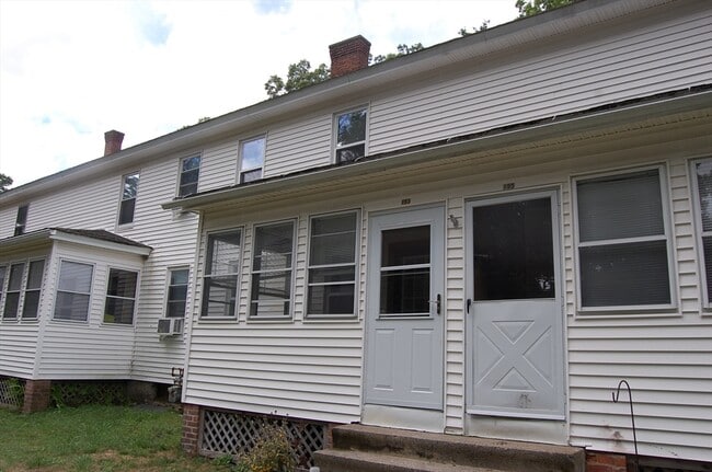 157 East St in Northbridge, MA - Building Photo - Building Photo