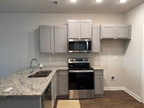419 Falls Pointe in Madison, AL - Building Photo - Building Photo