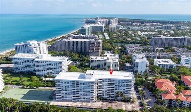 155 Ocean Ln Dr in Key Biscayne, FL - Building Photo - Building Photo