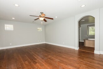 1063 S Agnes Ln in Gilbert, AZ - Building Photo - Building Photo