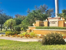 10643 SW 7th St in Pembroke Pines, FL - Building Photo