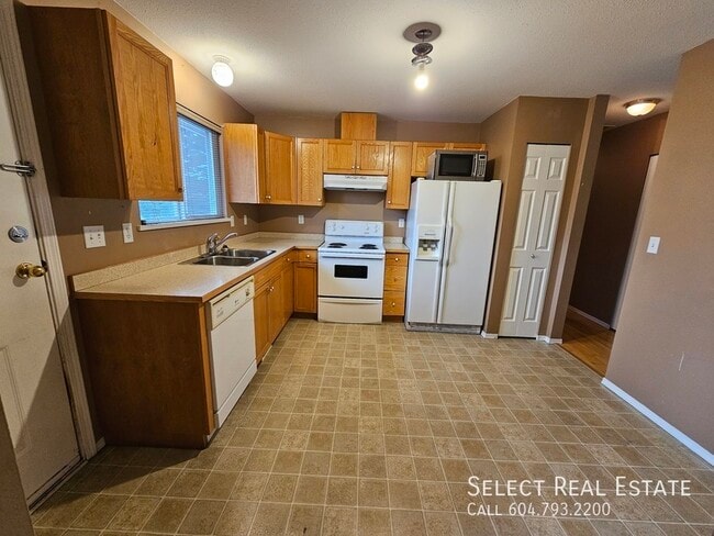 property at 9002 Ashwell Rd