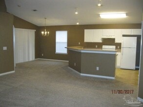 10505 Wilderness Ln in Pensacola, FL - Building Photo - Building Photo