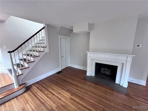 45 Delham Ave in Buffalo, NY - Building Photo - Building Photo