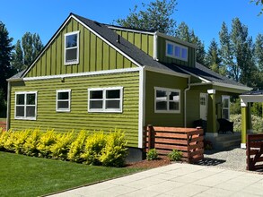 2501 Sevedge Ct NE in Olympia, WA - Building Photo - Building Photo