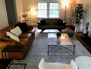 3 Forest Ln in Scarsdale, NY - Building Photo - Building Photo