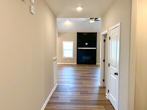 413 Ayden Ln in Clarksville, TN - Building Photo - Building Photo