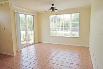 9850 Lake Chase Island Way in Tampa, FL - Building Photo - Building Photo