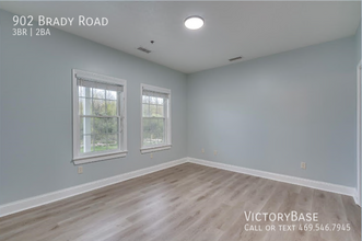 902 Brady Rd in Sackets Harbor, NY - Building Photo - Building Photo