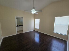 545 Summer Sails Dr in Valrico, FL - Building Photo - Building Photo