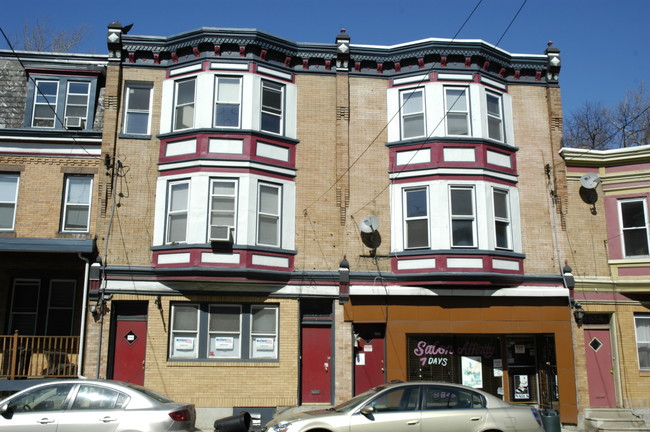 4161-4165 Ridge Ave