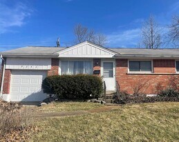 9352 Bellefontaine Rd in St. Louis, MO - Building Photo