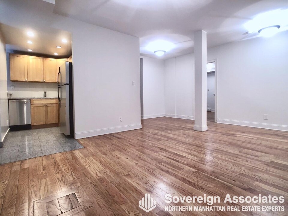 615 Fort Washington Ave in New York, NY - Building Photo