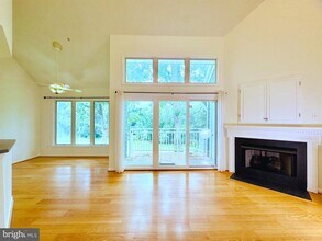640 Oakland Hills Dr in Arnold, MD - Building Photo - Building Photo