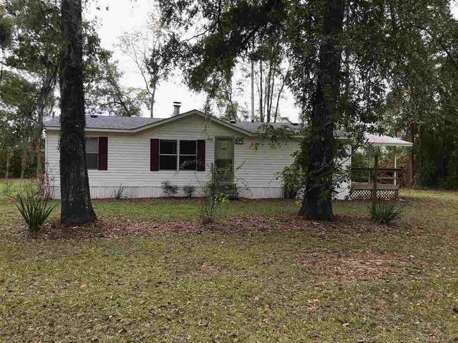 61 Maido St in Crawfordville, FL - Building Photo - Building Photo