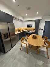 122 NE 23rd St, Unit A in Miami, FL - Foto de edificio - Building Photo