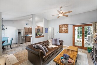 417 Travelaire Ave in Naperville, IL - Building Photo - Building Photo