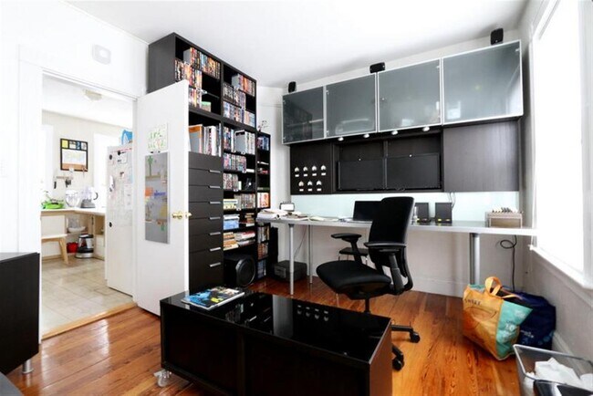 71 Porter St, Unit 2