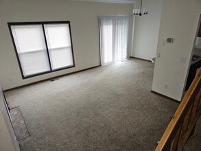 763 Karlson Dr in Mansfield, OH - Foto de edificio - Building Photo