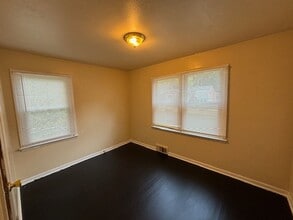 4111 Belfore Dr in St. Louis, MO - Building Photo - Building Photo