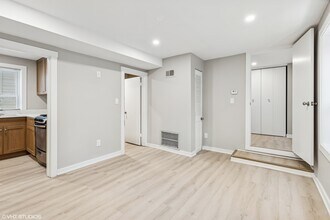 2035 N Winchester Ave in Chicago, IL - Foto de edificio - Building Photo
