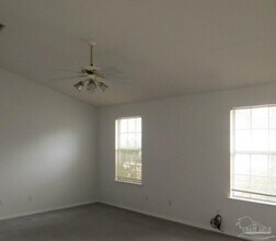 5491 Chantilly Cir in Milton, FL - Building Photo - Building Photo