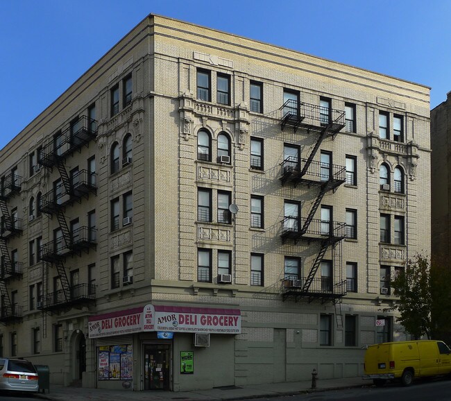 21 Convent Ave in New York, NY - Building Photo - Building Photo