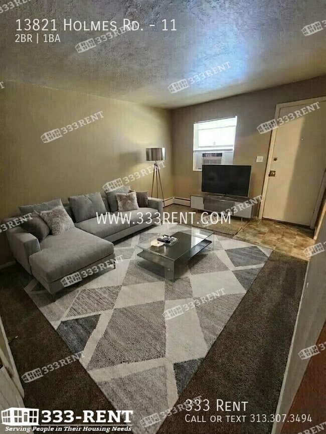 13821 Holmes Rd in Kansas City, MO - Building Photo - Building Photo