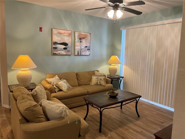 8815 Dunes Ct in Kissimmee, FL - Building Photo - Building Photo
