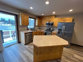 14941 N Nixon Loop in Rathdrum, ID - Building Photo - Building Photo