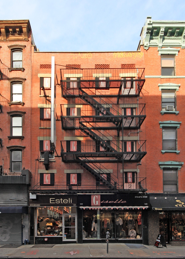 143 Orchard St in New York, NY - Building Photo - Building Photo