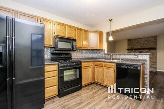9113 Lansburgh Ct in Indianapolis, IN - Building Photo - Building Photo