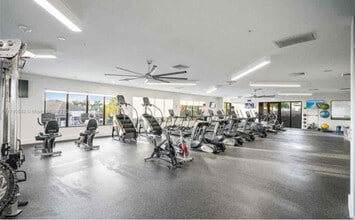 8301 NW 41st St in Doral, FL - Building Photo - Building Photo