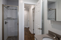 Manley Court in Summit, NJ - Building Photo - Interior Photo