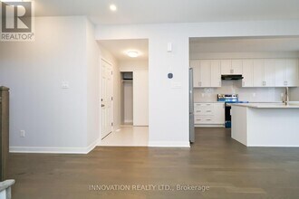 1033 Elixir Pl in Ottawa, ON - Building Photo - Building Photo
