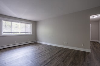 Butler Apartments in Lansing, MI - Building Photo - Interior Photo