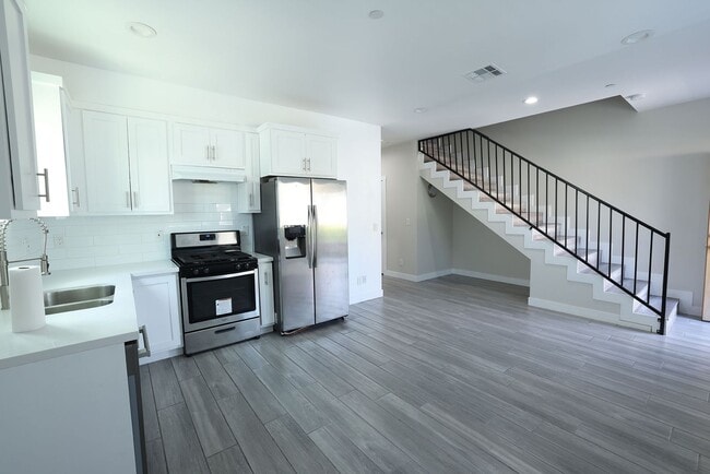 property at 3921-3927 Wisconsin St