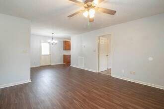 3256 N Senseney Cir in Clarksville, TN - Building Photo - Building Photo