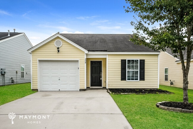 property at 208 Coosawatchie St